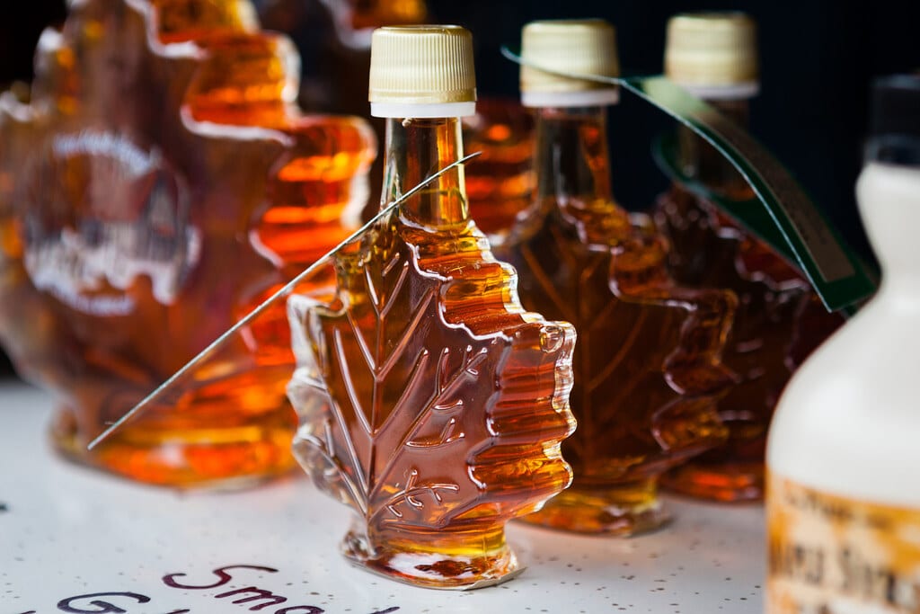 Different types of maple syrup storage and shelf life: